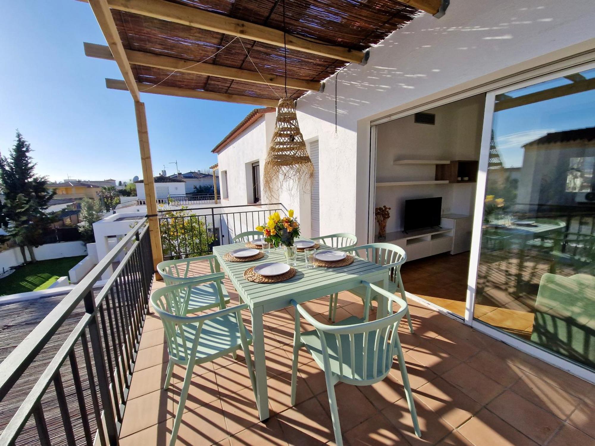 Gorgot P1 I Apartamento Con Terraza Y Piscina Comunitaria Cerca De La Playa Empuriabrava Εξωτερικό φωτογραφία