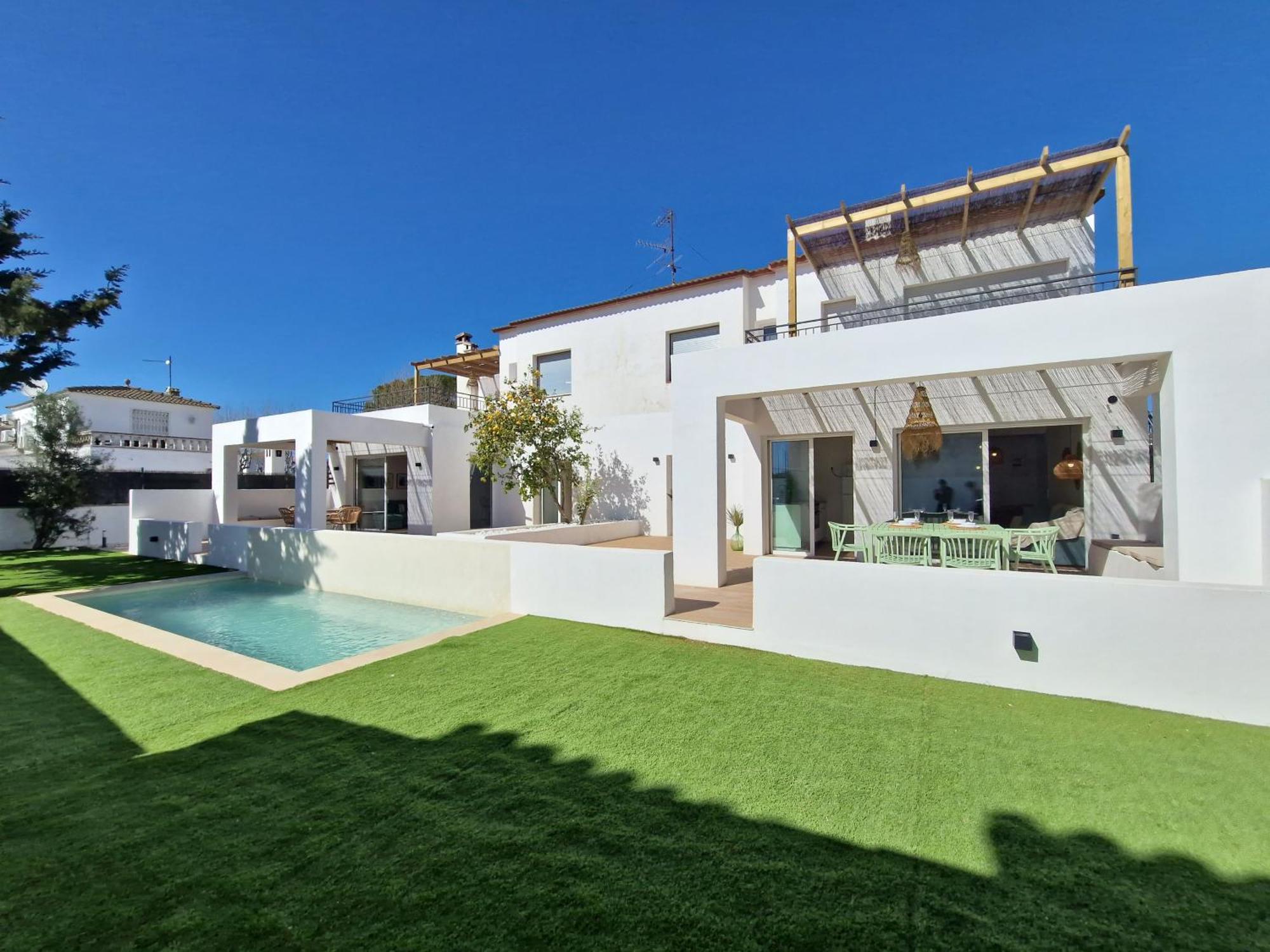 Gorgot P1 I Apartamento Con Terraza Y Piscina Comunitaria Cerca De La Playa Empuriabrava Εξωτερικό φωτογραφία